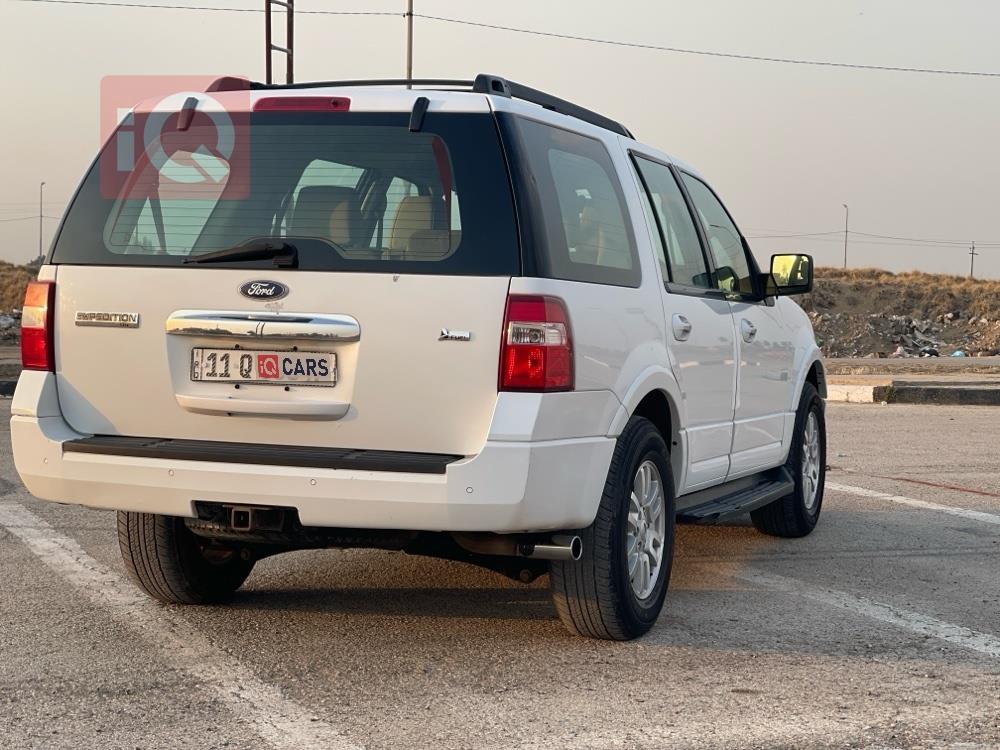 فورد إكسبيديشن